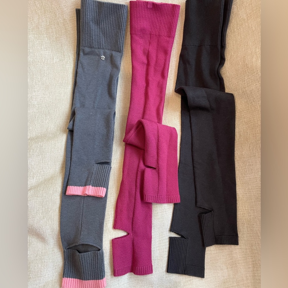 NEW Lululemon convertible Leg Warmers - Picture 1 of 14